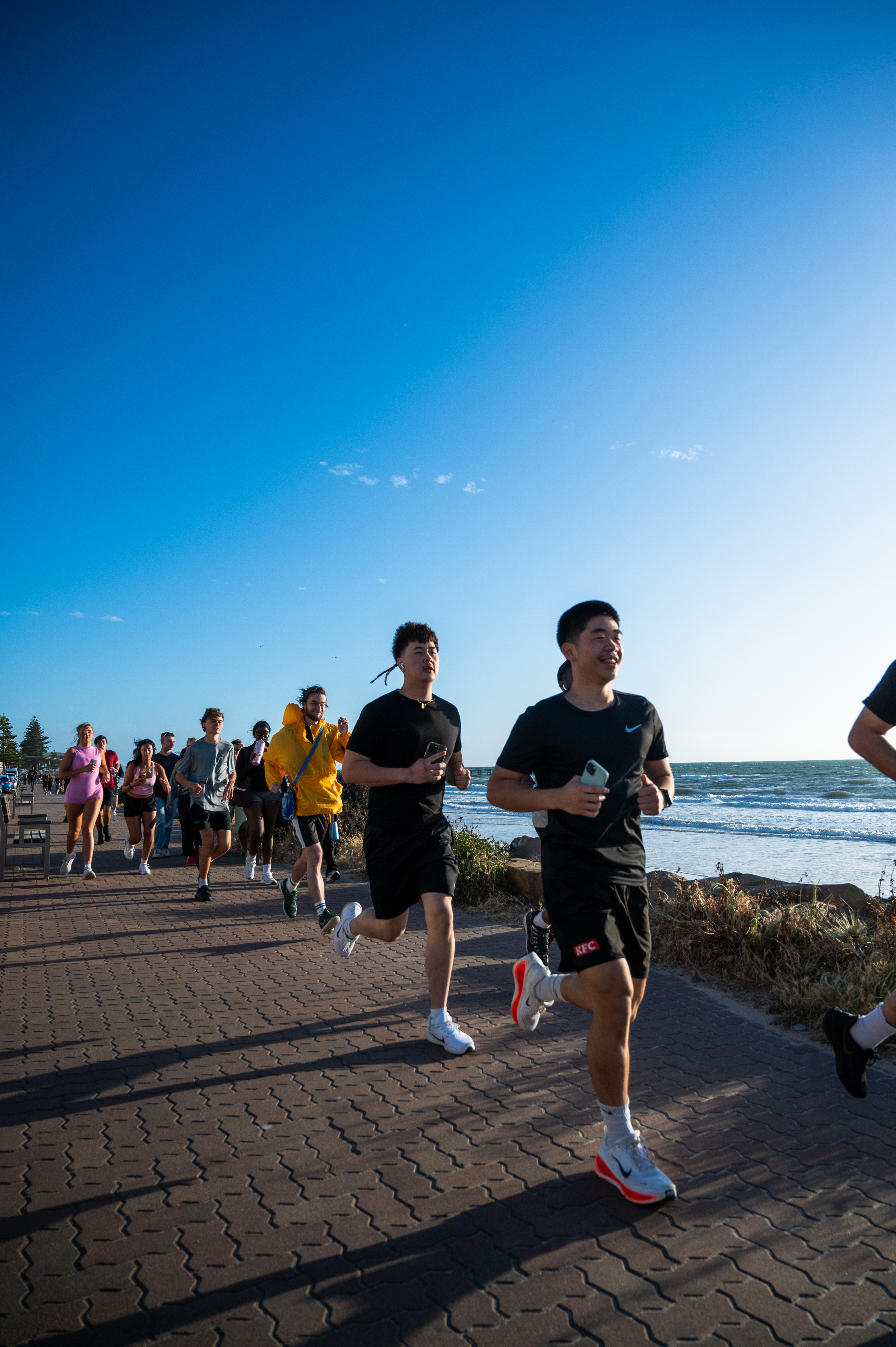 L4TC run club along the coast